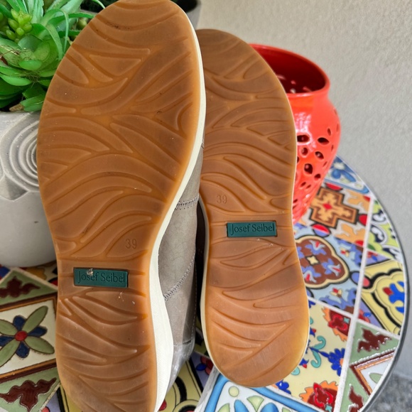 Josef Seibel sneakers Size 39 size 8.5 - Picture 8 of 10